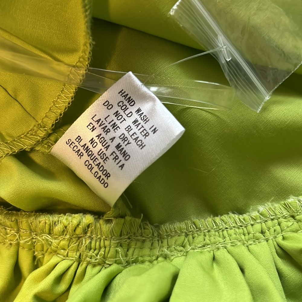 NWT ENTRO | Lime Green Cropped Blouse with Ruffle Detail - Picture 9 of 11